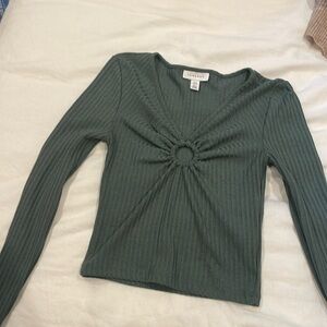 green top long sleeve